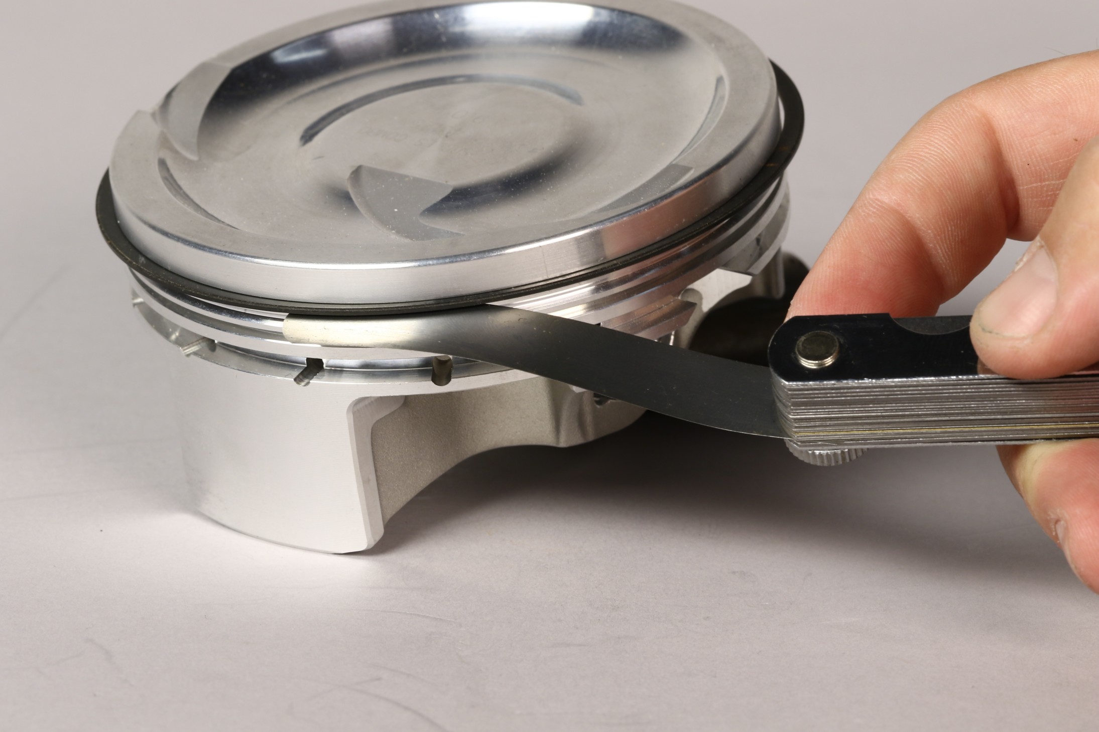 fig5 3 piston top shape